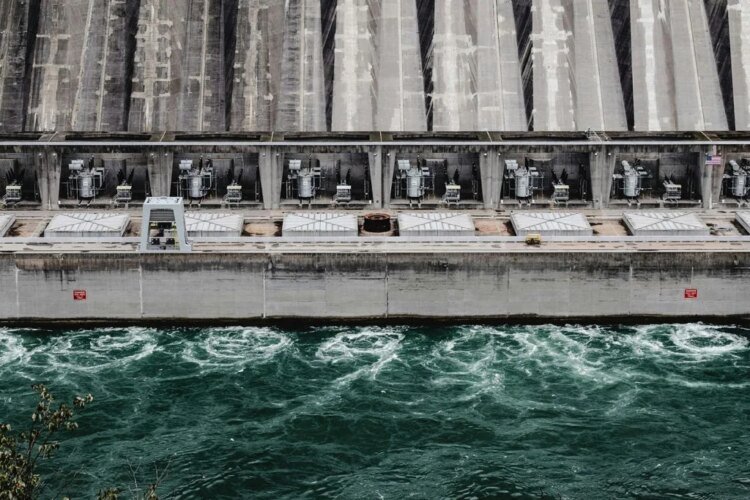 Balancing Efficiency and Security in Large-Scale Water Power Installations