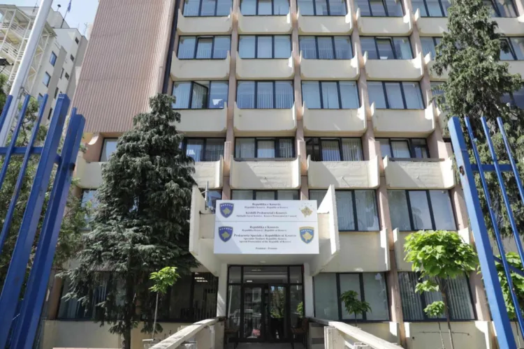 Indictment in absentia against 8 people for war crimes in Gjakovë