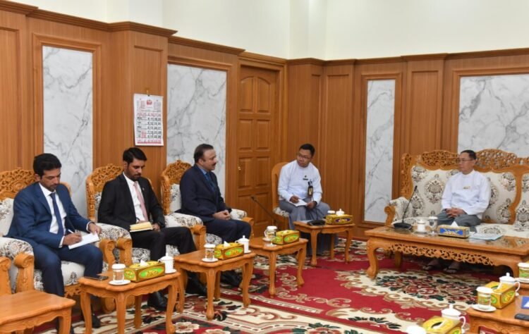 President’s Office Union Minister receives Pakistani Ambassador