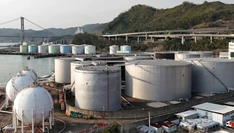 ‘Chinese trade’ prevents the application of US sanctions on five refineries