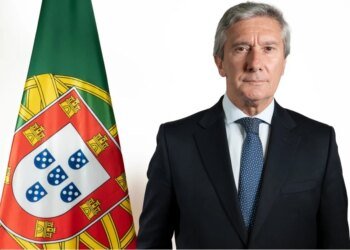 The gentle strength of the Portuguese language (Tribune)