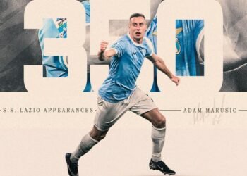 Marušić’s 350 in sky blue