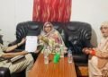 The Secretary General of the National Union of Sahrawi Women holds a meeting with the Minister of the Occupied Territories and Communities