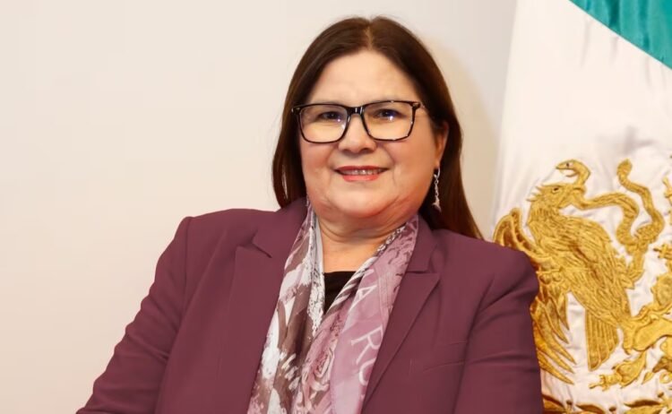 “Let there be no trace left”, Imelda Castro deletes photos with Rocha