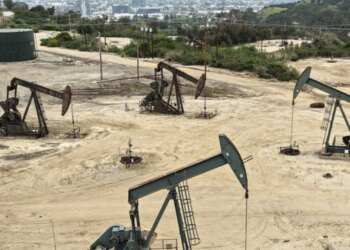 The US dominates the oil and gas industry because of the closed Strait of Hormuz