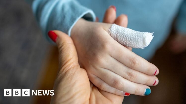 Australian mother who faked son's cancer to fund 'lavish' lifestyle jailedThe mother-of-two shaved her six-year-old's son's head and eyebrows as part of the deception.2 hrs agoAustralia