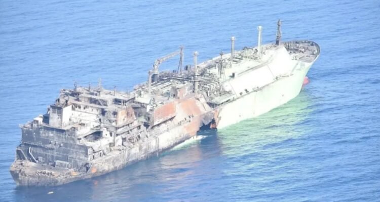 He has been drifting at sea for 61 days! Ship loaded with 60 thousand tons of gas went out of control