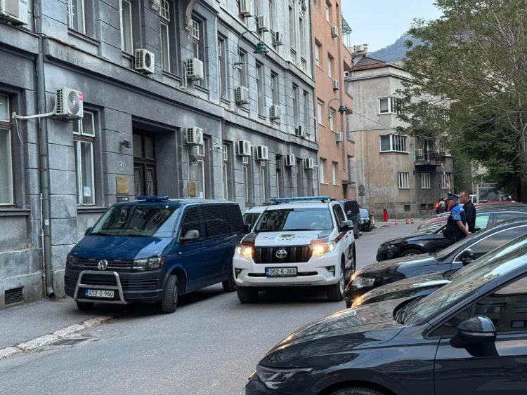Suspect arrested for murder in Dobrinja, child found unharmed