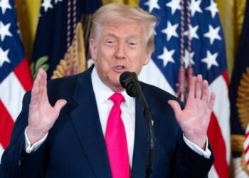 Trump will put his photo on US passports for the 250th anniversary of independence