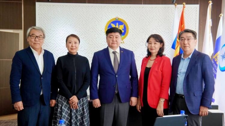 Environment Minister Discusses Progress of “Eternal Mongolia” PFP Initiative