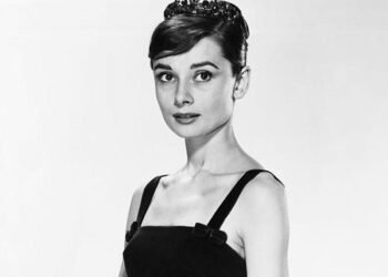 Audrey Hepburn, her son Sean speaks: «A very humble person. And he was always on time on set.”