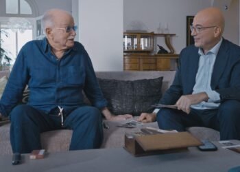 The last interview with Gino Paoli: «With Vanoni I learned to make love without feelings of guilt. On cocaine I wrote horrendous things”