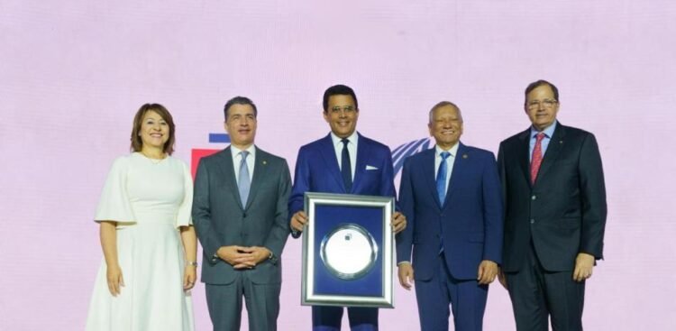 Collado receives recognition and highlights the rise of tourism in the country