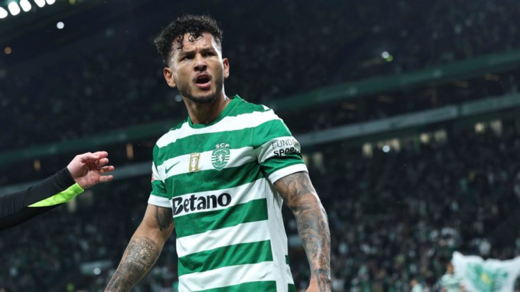 Luis Suárez ended his long drought with Sporting de Portugal: he scored a great goal thanks to his instinct and equaled Falcao’s record