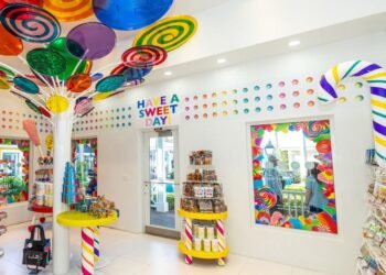 Sweet news: Dylan’s Candy Bar opens at Atlantis Paradise Island | Lifestyles