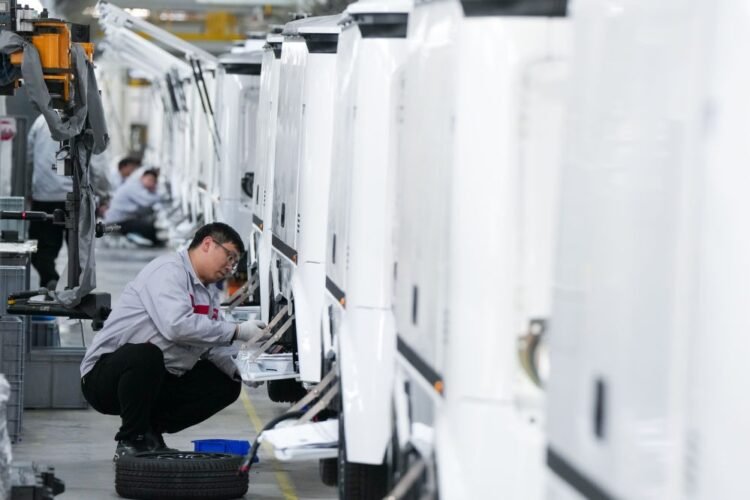Manufacturing defies Mideast energy shock