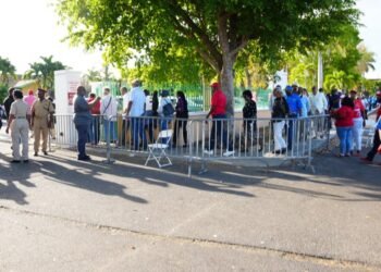 Healthy voter turnout at Garvin Tynes polling station | News