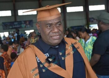 Police officer balances work and study to graduate from USP, encourages youth