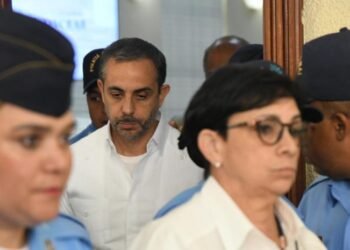 Defense of Antonio and Maribel Espaillat do not oppose their being sent to a substantive trial