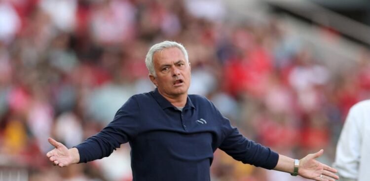 Mourinho: “Nobody spoke to me about Real Madrid, I can guarantee it”