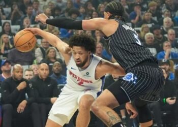 Pistons overcome a 24-point deficit to beat Magic and force a 7th. game
