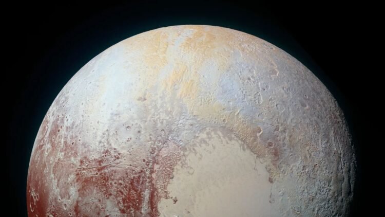 The revenge of Pluto, the planet that is no longer such (since 2006): «We want to promote it again»