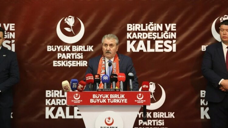 Mustafa Destici: We should marry our children as young as possible
