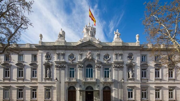 Justice in Spain; strike by the Supreme Court on claims for model 720 with goods in Andorra