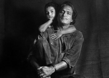 Pirelli calendar 2027, taken in India. And for the first time with two photographers: Sølve Sundsbø and Avani Rai (in homage to his father Raghu)