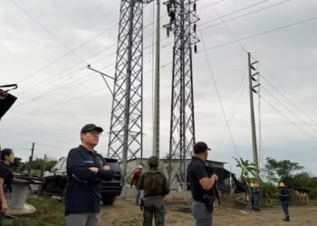 CNEL carries out construction of the Dos Cerritos- T de Salitre subtransmission line to improve service in Guayas this Sunday 3 | Ecuador | News