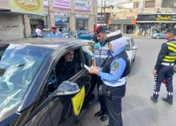 World Traffic Day: “Sir Irbid” distributes awareness brochures in the city’s squares
