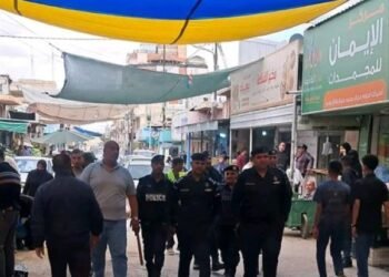 A campaign to remove stalls in the commercial center in Mafraq