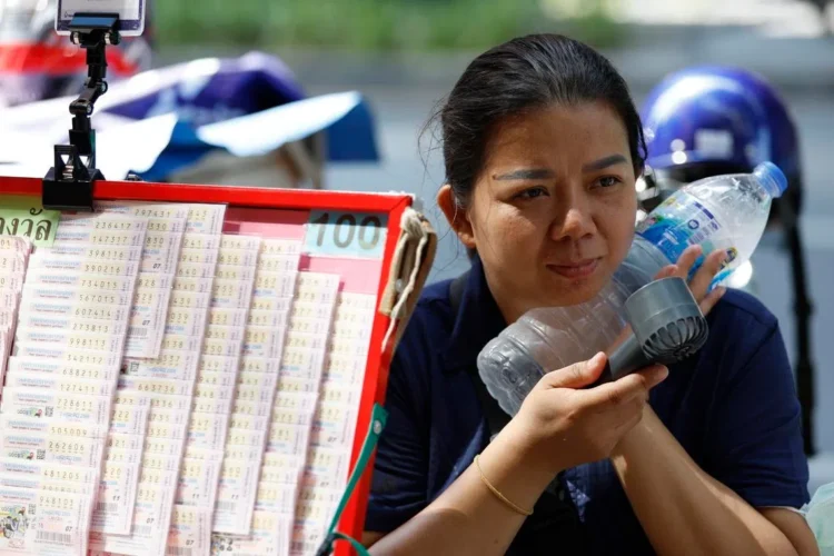 Bangkok heatwave hits extreme danger level