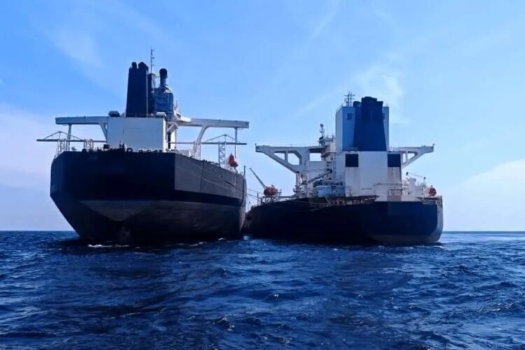 Iran announced the instructions for passing through the Strait of Hormuz/ All ships are required to comply with these conditions
