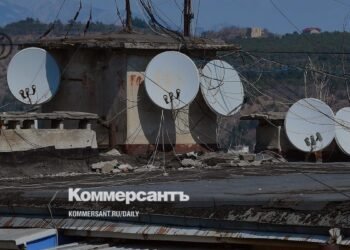 In Crimea, a third of residents use unlicensed satellite TV