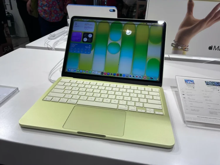Manila Bulletin – Technews tries the MacBook Neo at The Loop