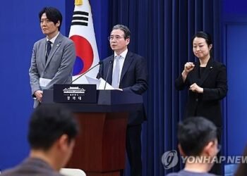 Presidential policy chief forecasts slower housing price growth beginning in May