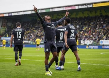 Feyenoord close in on Champions League, hopes rise for Excelsior