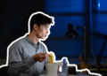 Working at night and eating poorly: How chrononutrition impacts your health (and what to do)