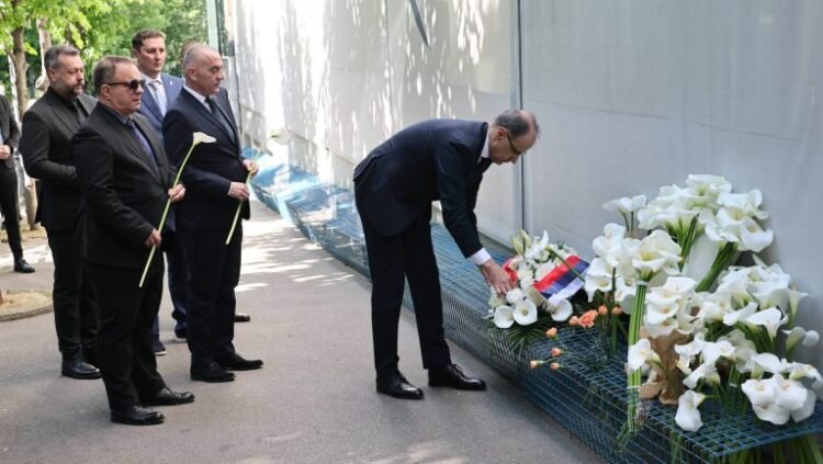 Prime Minister Macut paid his respects to the victims in Ribnikar – Society