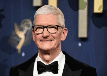 Apple beat revenue expectations, but missed on iPhone sales