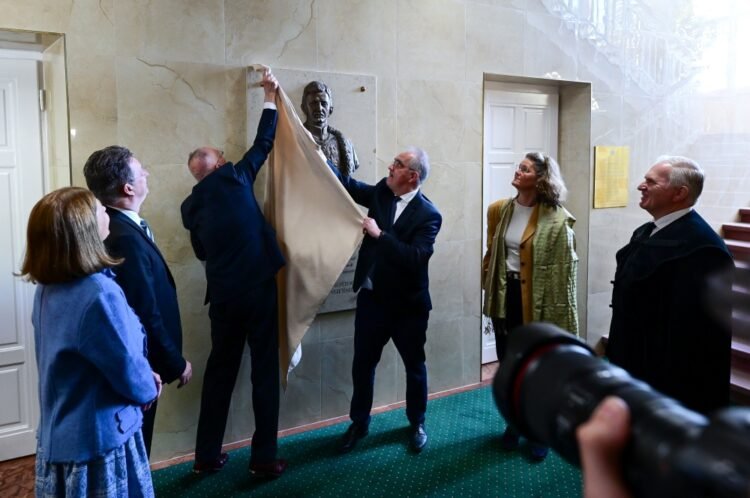 Plaque and Banquet Hall Honoring Charles IV Unveiled at the University of Debrecen
