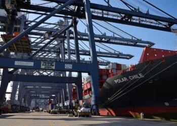 China Merchants joins negotiation for the purchase of CK Hutchison ports
