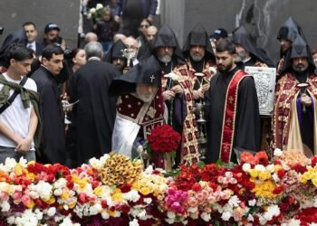 “Don’t disrupt the day’s counsel and our feelings” The patriarchal exhortation was the best answer. Gennady Mnatsakanyan
