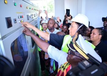 Solar energy project provides large part of Upper Suriname with 1×24 hour power – the True Time