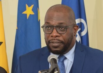 Govt hints push for freedom of information legislation