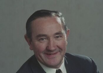 ‘He was known as the man with the magic hands’ – Enda Kenny on how his GAA star father shaped his political career