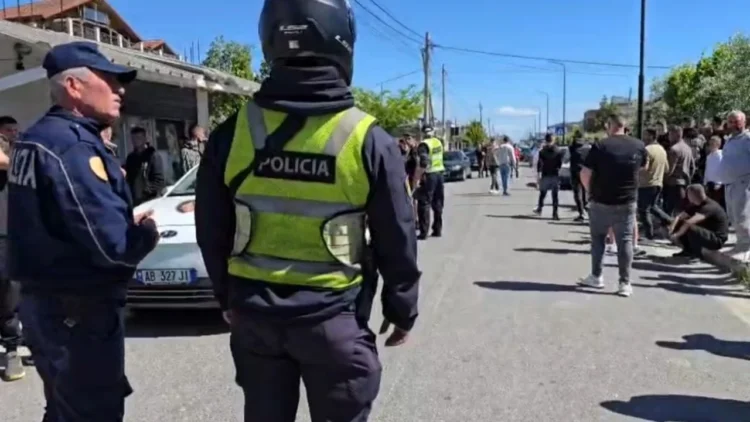 The accident with two minor victims in Durrës, the State Police suspends 3 drivers – Shqip.com