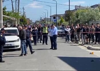 Tragic accident in Durrës/ Car crashes into 3 children, 2 of them die, the other is seriously injured (VIDEO) – Shqip.com