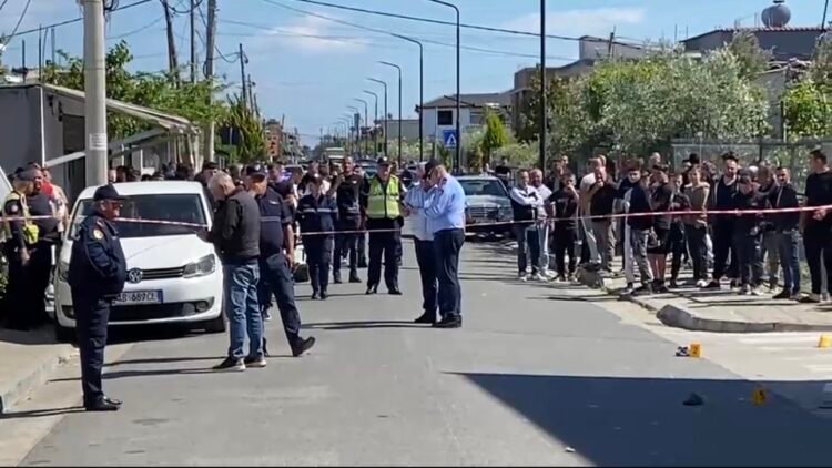 Tragic accident in Durrës/ Car crashes into 3 children, 2 of them die, the other is seriously injured (VIDEO) – Shqip.com